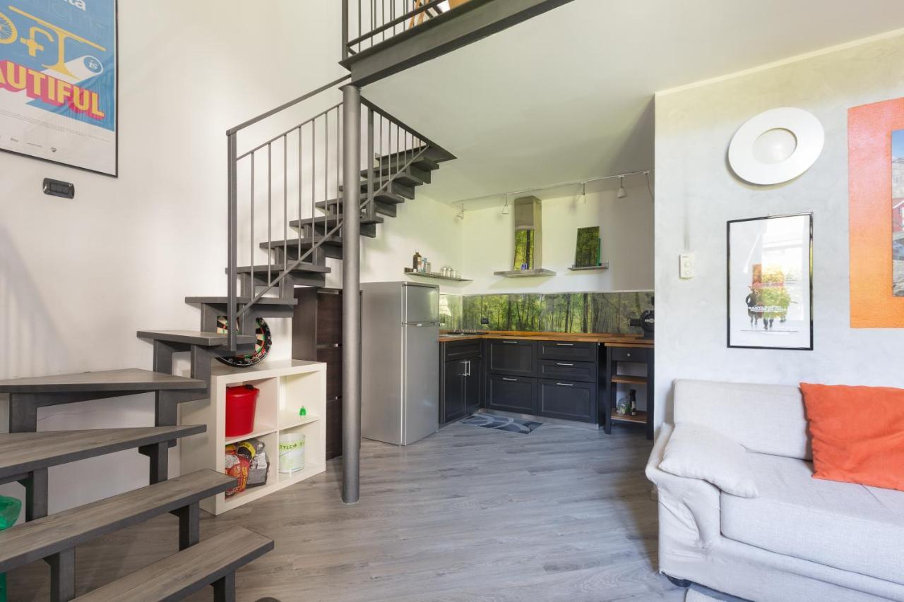 Guesthost - Milano Vigentino Loft With Terrace Milán Exterior foto
